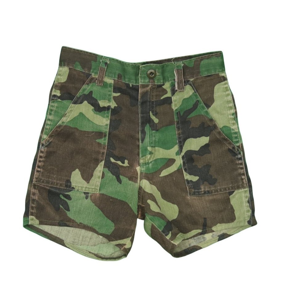 Vintage Army Camoflauge Shorts Sz. 25